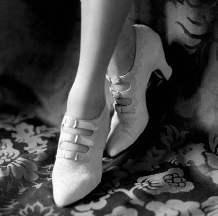 Los zapatos de los años 20 – Sobre historia y moda